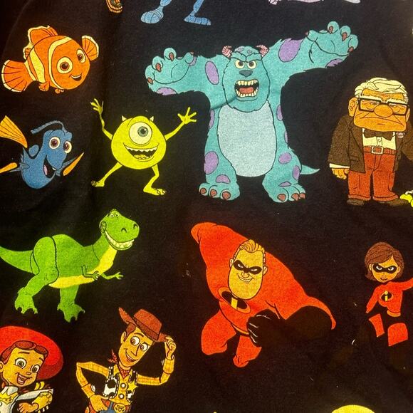 DISNEY PIXAR All Characters Colorful-BLACK Tee Shirt Medium EUC - Picture 5 of 9